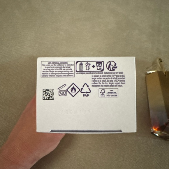 Mugler Alien Goddess 3.0 - Picture 2 of 8